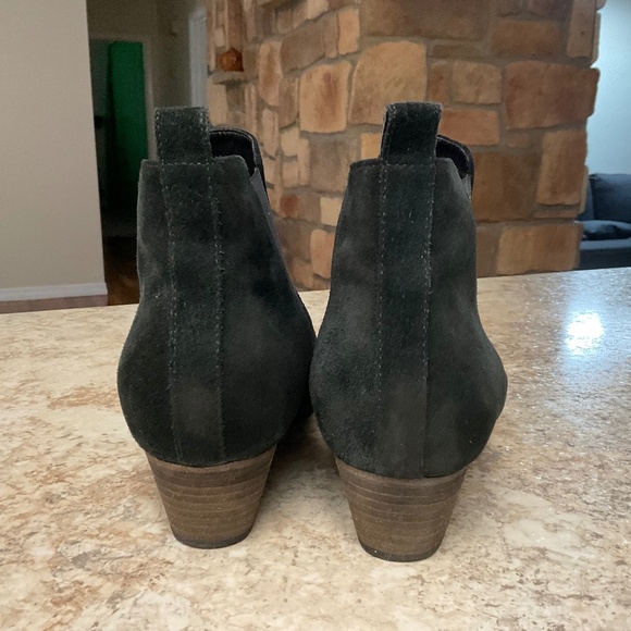 Aquatalia Black Suede Leather  Booties Size 10 - Picture 4 of 8